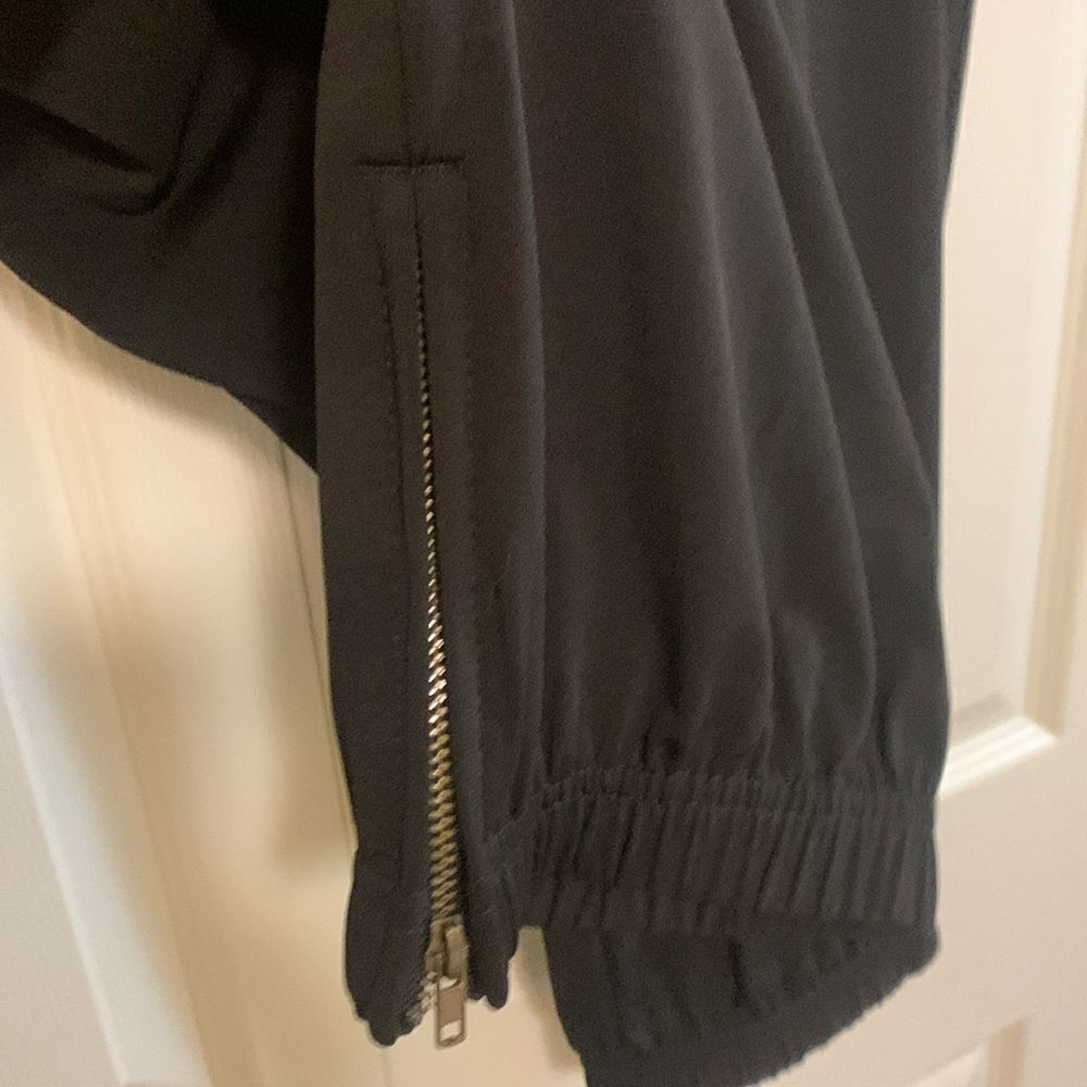 LISA RINNA collection, capris, large, good condition - Picture 4 of 10